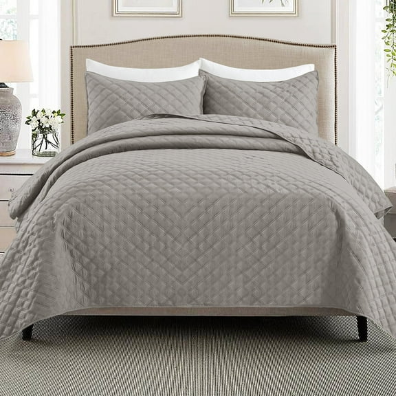 Exclusivo Mezcla Light Gray Twin Quilt Set, Box Pattern Ultrasonic Lightweight Bedspreads, Soft Coverlets Bedding Set with Pillow Sham