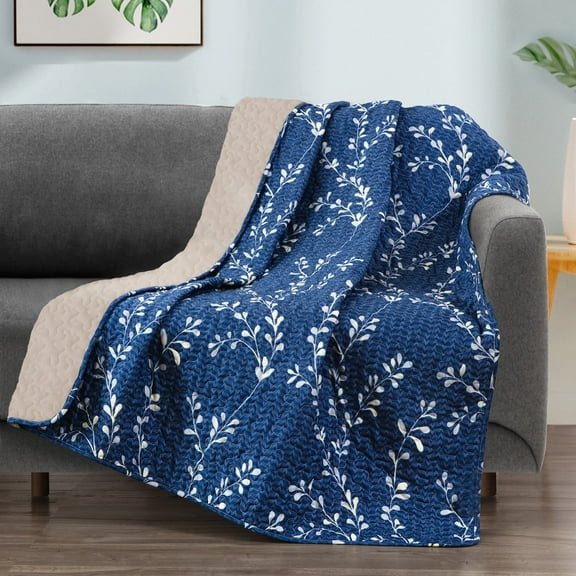 Exclusivo Mezcla Microfiber Quilted Throw Blanket, Flower Pattern Throw Blanket for Bed/ Couch/ Sofa, Soft and Lightweight (50"x 60",Navy)