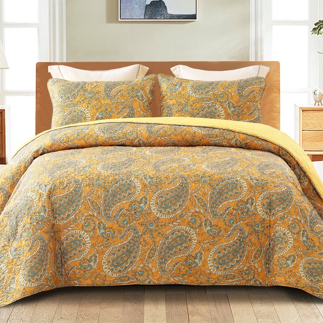 Exclusivo Mezcla Reversible Boho Quilt Set King Size, 3 Pieces Paisley Orange All Season Bedspreads, Ultra Soft Floral Coverlet Bedding Set with Printed Pattern (1 Quilt, 2 Pillow Shams)
