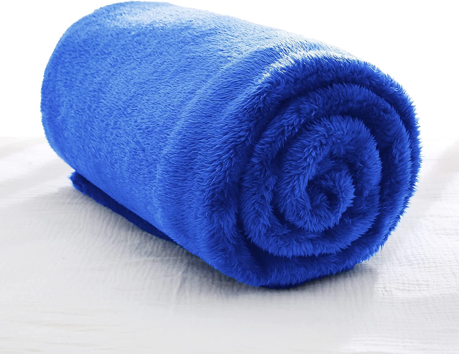 Waverly Santa Maria Plush Throw Blanket