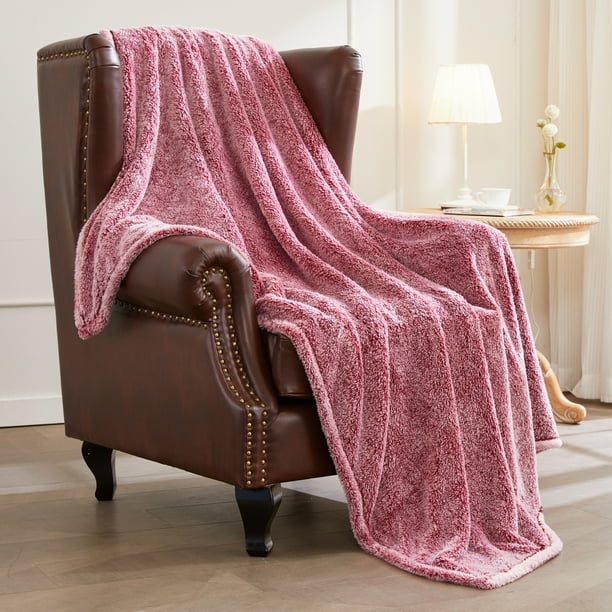 Exclusivo Mezcla Plush Extra Large Fleece Throw Blanket for Couch, Bed