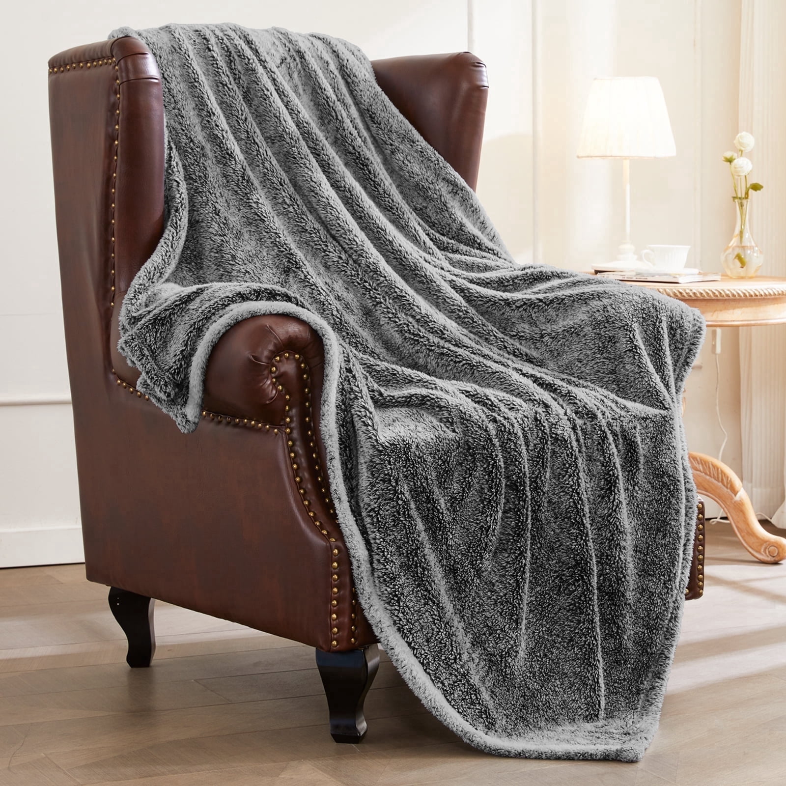 Exclusivo Mezcla, Plush Fuzzy Fleece Throw Blanket, 50