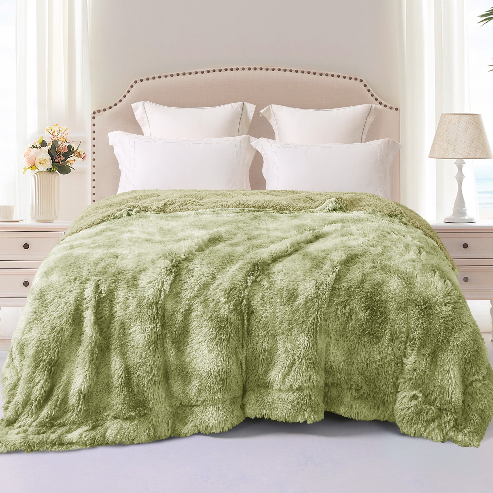 Exclusivo Mezcla Queen Size Faux Fur Bed Blanket, Super Soft Fuzzy and