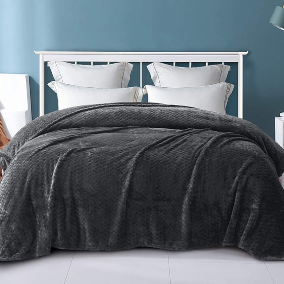 Exclusivo Mezcla Queen Size Flannel Fleece Blanket, 90"x90" Soft Jacquard Weave Leaves Pattern Velvet Plush Bed Blanket, Dark Grey