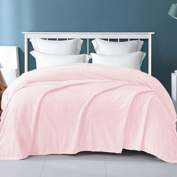 Exclusivo Mezcla Queen Size Flannel Fleece Blanket, 90"x90" Soft Jacquard Weave Leaves Pattern Velvet Plush Bed Blanket, Light Pink