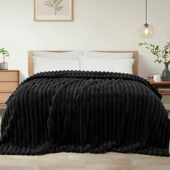 Exclusivo Mezcla Queen Size Flannel Fleece Blanket, Super Soft 3D Striped Jacquard Blanket for Bed, Lightweight Fuzzy Cozy Blankets, Black, 90"x90"