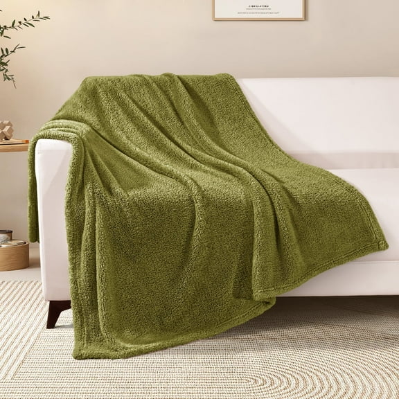 Exclusivo Mezcla Soft Fleece Throw Blanket for Couch, Super Soft Velvet Plush Bed Blanket, 50x60 Inches, Olive Green