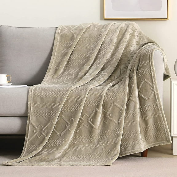 Exclusivo Mezcla Soft Throw Blanket, Large Fuzzy Fleece Blanket, Decorative Geometry Pattern Plush Throw Blanket for Couch/Sofa/Bed, 50"x60", Champagne