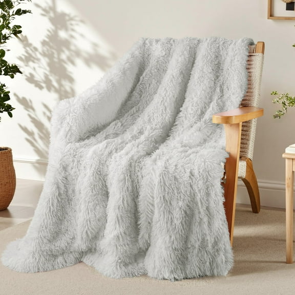 Exclusivo Mezcla Fuzzy Faux Fur Throw Blanket, Reversible Shaggy Sherpa Fleece Blankets,Fluffy Plush Warm Throws for Couch, Bed, 50x60 Inches, Light Grey