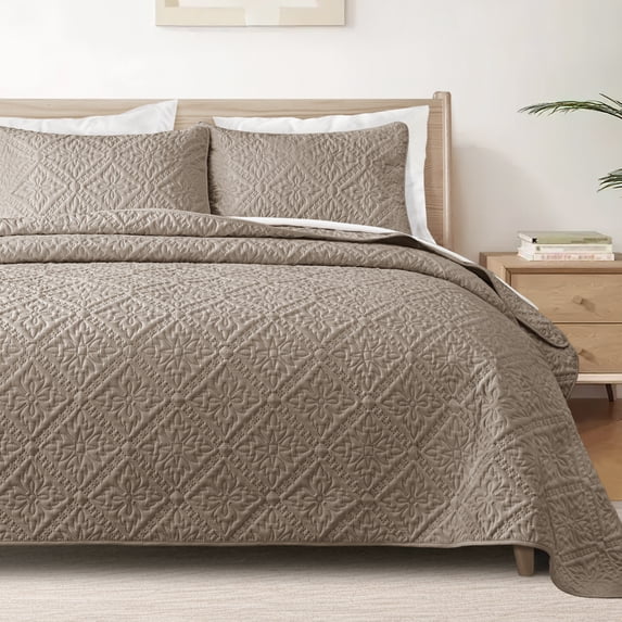 Exclusivo Mezcla Twin Quilt Bedding Set, Lightweight Soft Bedspreads Coverlets with 1 Pillow Sham, Modern Taupe Quilts Twin XL Size for All Seasons