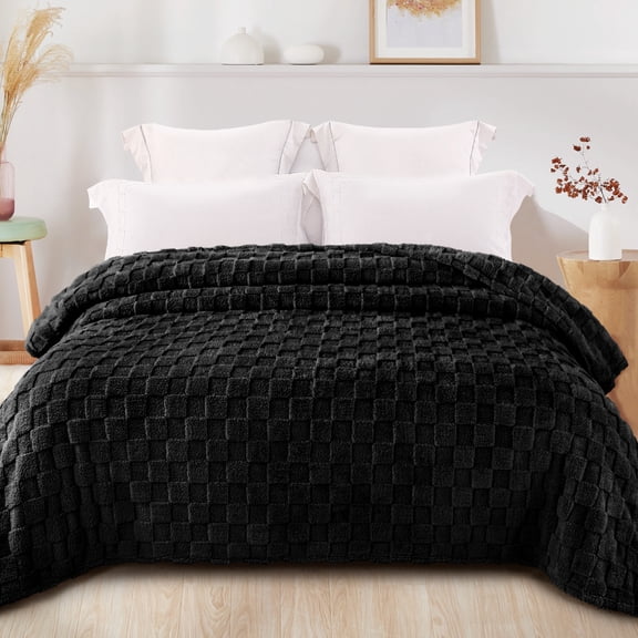 Exclusivo Mezcla Twin Size Flannel Fleece Blanket, Super Soft Warm Lightweight Checkered Pattern Blanket for All Seasons, Black, 60"x80"
