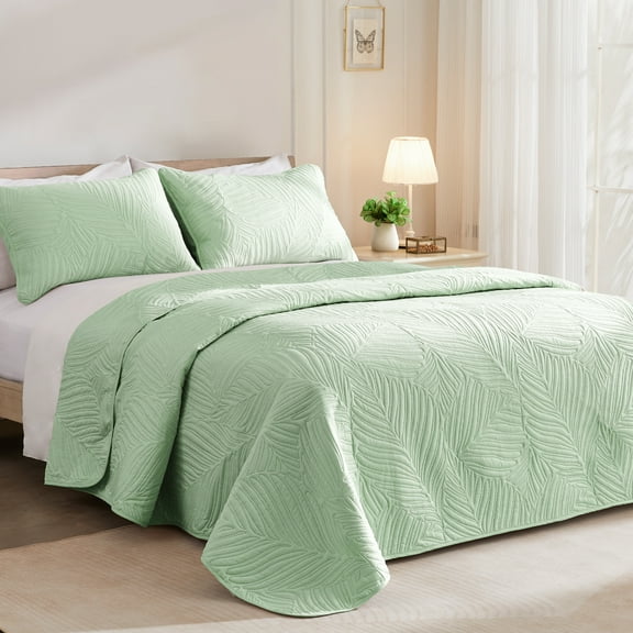 Exclusivo Mezcla Ultrasonic California King Size Quilt Set Sage Green, 3 Pieces Lightweight Bedspread Leaf Pattern Bed Cover Soft Microfiber Coverlet Bedding Set for All Seasons