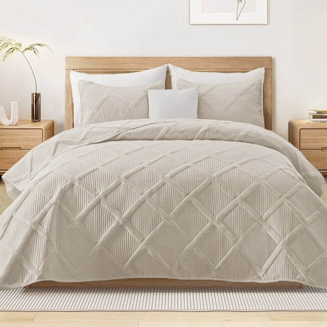 Exclusivo Mezcla Ultrasonic Full Queen Quilt Set, 3-Piece Lightweight Bedspreads Modern Striped Coverlet, Brich Beige