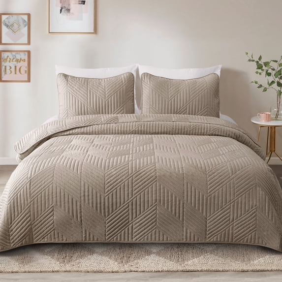 Exclusivo Mezcla Ultrasonic King Quilt Bedding Set, Lightweight Taupe Bedspreads Soft Modern Geometric Coverlet Set for All Seasons (1 Quilt and 2 Pillow Shams)