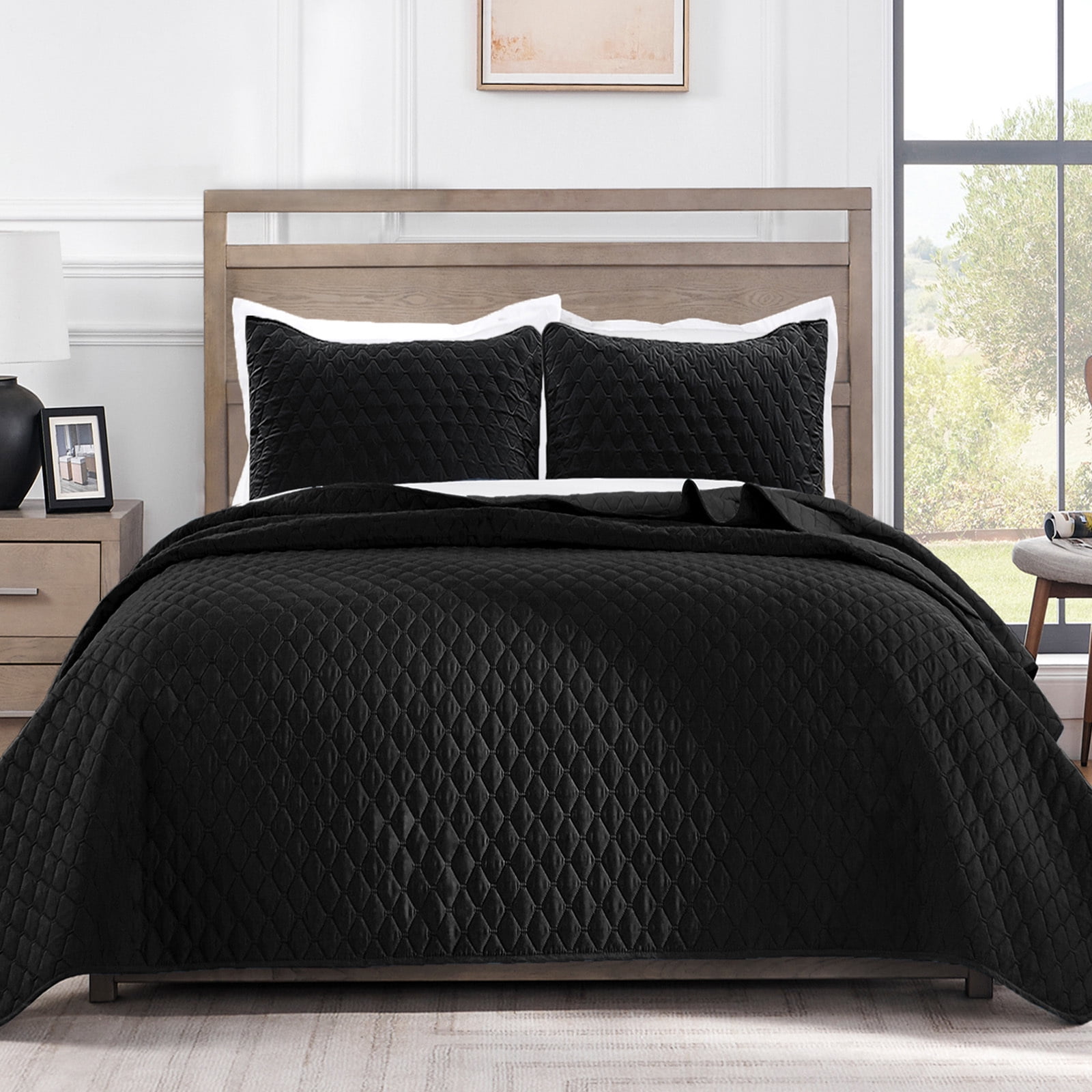"Exclusivo Mezcla Ultrasonic Reversible Quilt Set, Full/Queen, Lightweight (Black, 90""x96