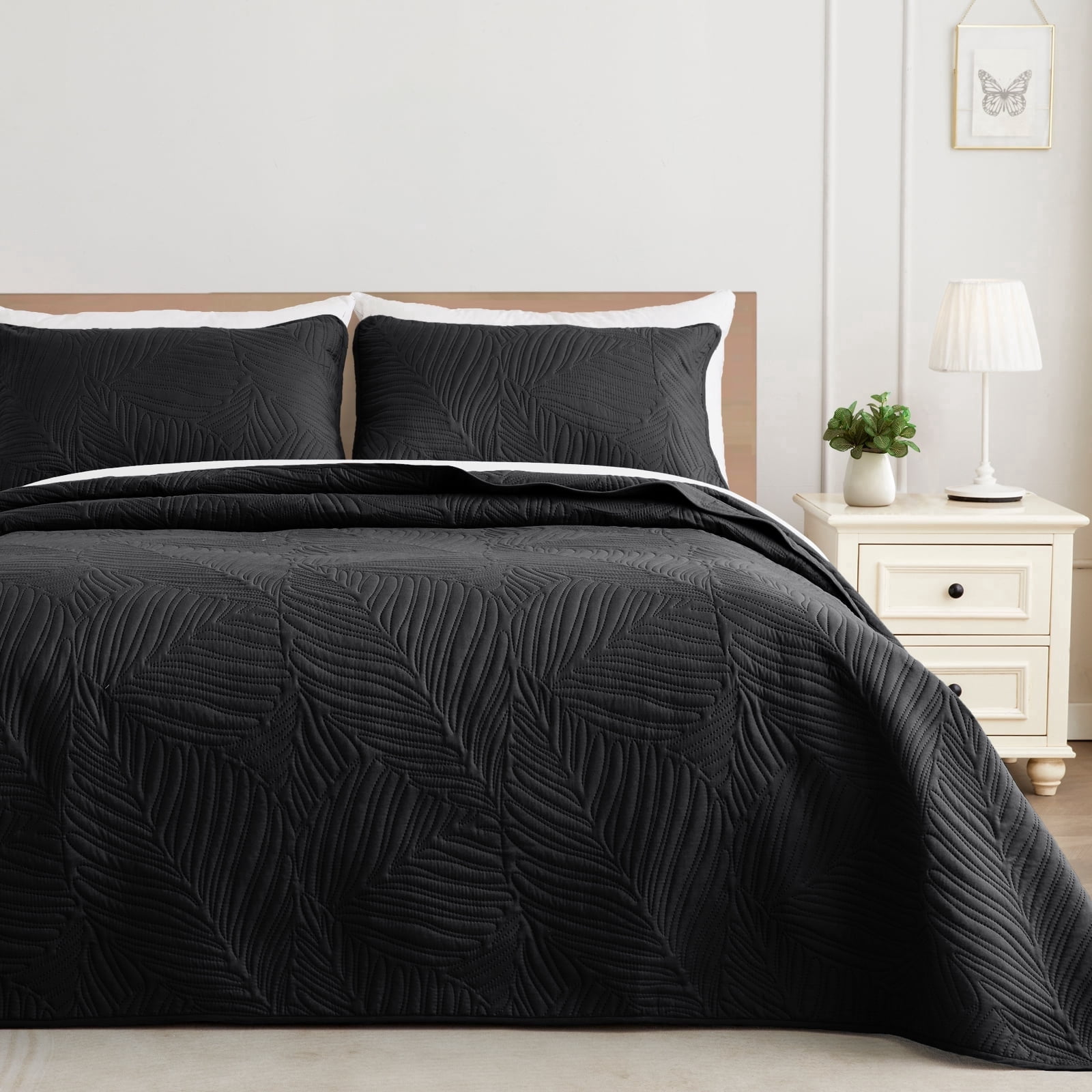 Exclusivo Mezcla Ultrasonic Twin Size Quilt Set Black, 2 Pieces Lightweight Bedspread Leaf Pattern Bed Cover Soft Microfiber Coverlet Bedding Set for All Seasons