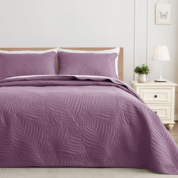 Exclusivo Mezcla Ultrasonic Twin Size Quilt Set Dusty Lavender, 2 Pieces Lightweight Bedspread Leaf Pattern Bed Cover Soft Microfiber Coverlet Bedding Set for All Seasons