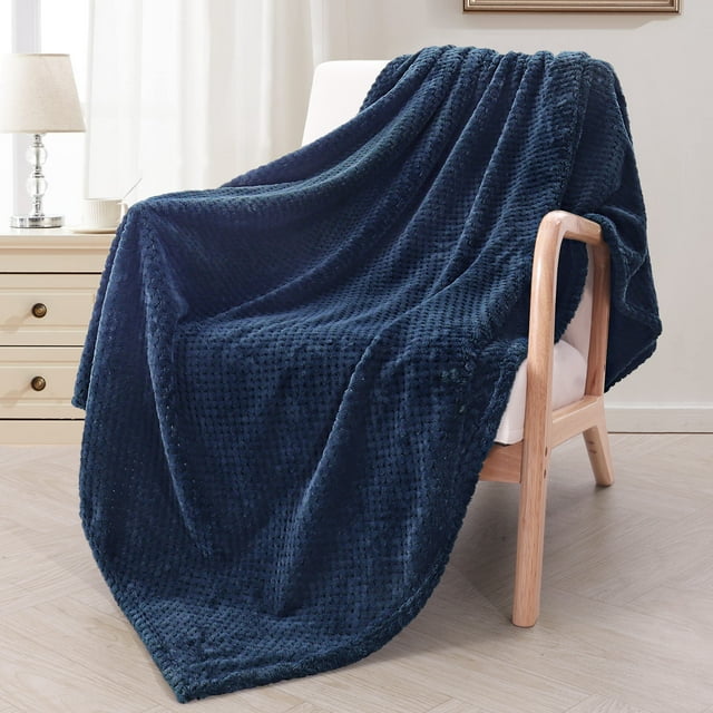 Exclusivo Mezcla Waffle Textured Extra Large Fleece Blanket, Super Soft