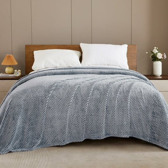 Exclusivo Mezcla Waffle Textured Soft Fleece Blanket, Queen Size Bed Blanket, Cozy Warm and Lightweight (Mixed Navy Blue, 90"x90")