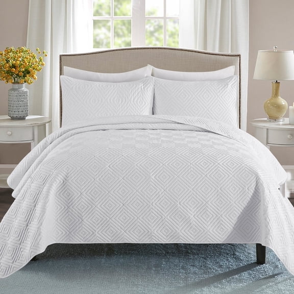 Exclusivo Mezcla White King Quilt Set, Square Pattern Ultrasonic Lightweight Bedspreads, Soft Coverlets Bedding Set with Pillow Shams