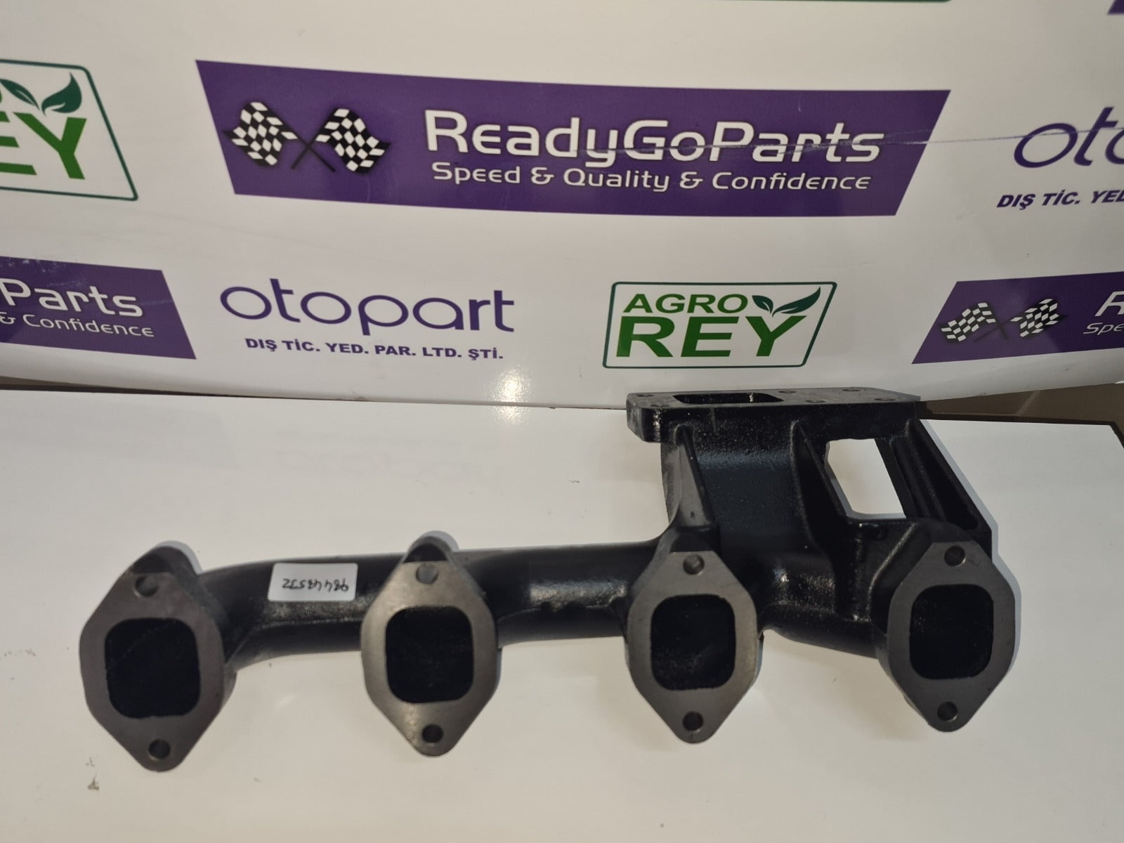 Exhaust Manifold 98448532 4760061 CNH Case New Holland L95 TL100