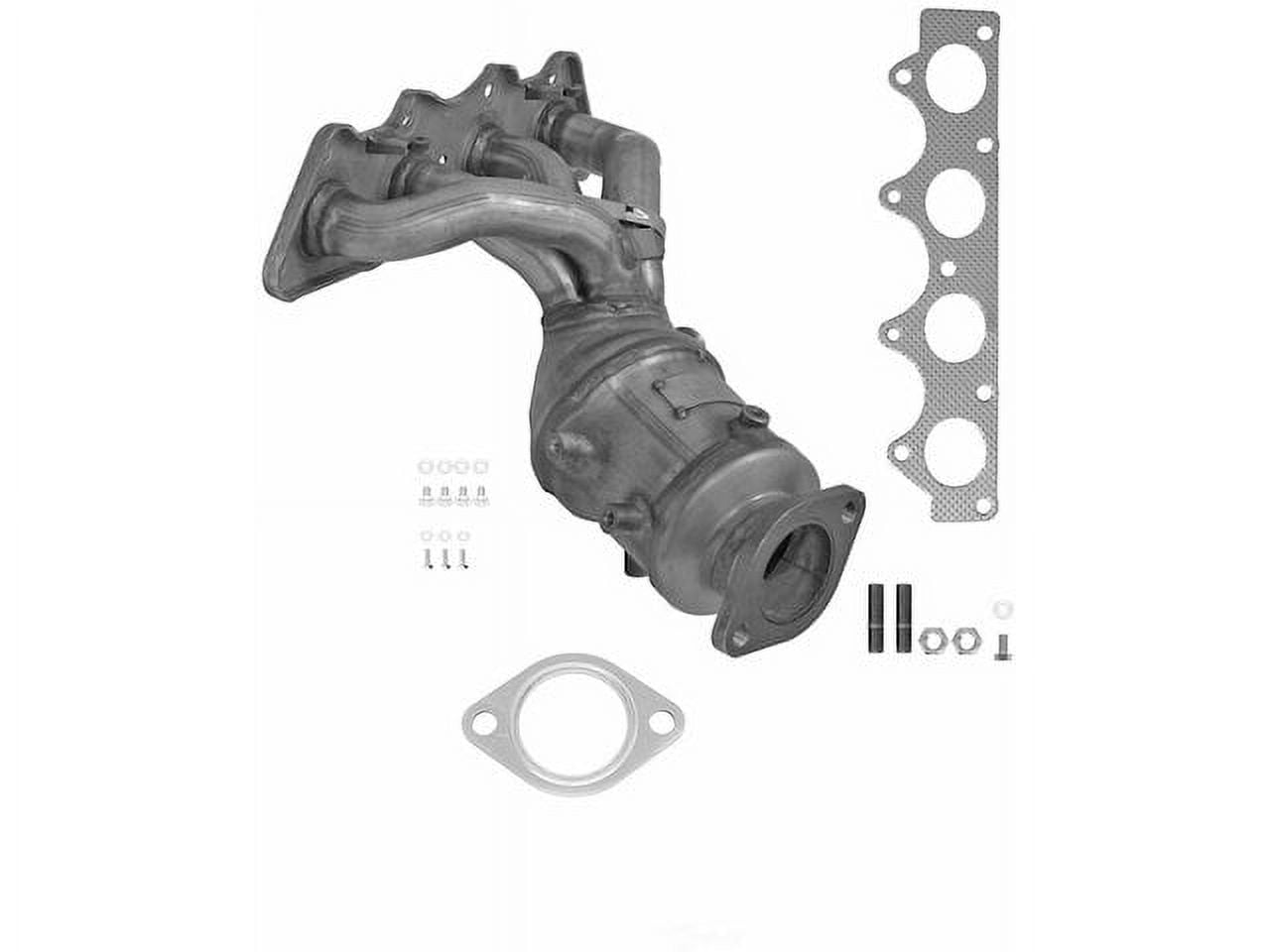 Exhaust Manifold with Integrated Catalytic Converter Compatible with