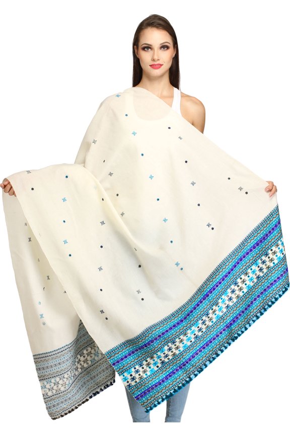 Shawl from Kutch with Embroidered Border and Mirrors – off white