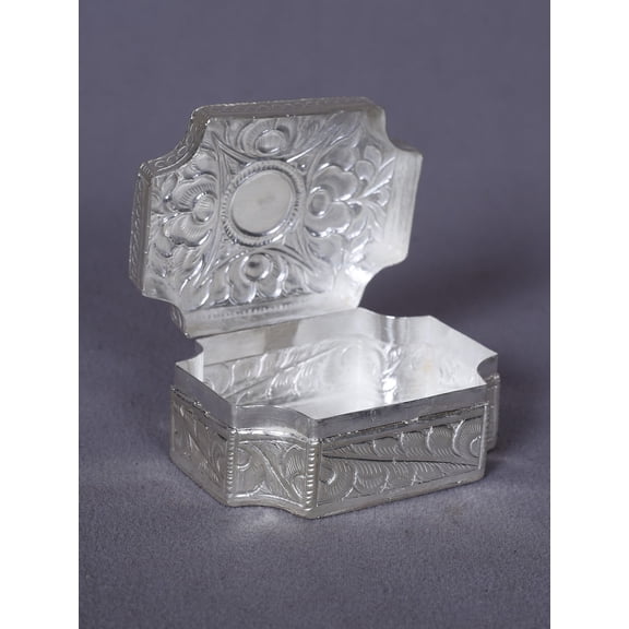Exotic India Silver Rectangle Sindoor Box - Handmade Decorative Pooja Accessory