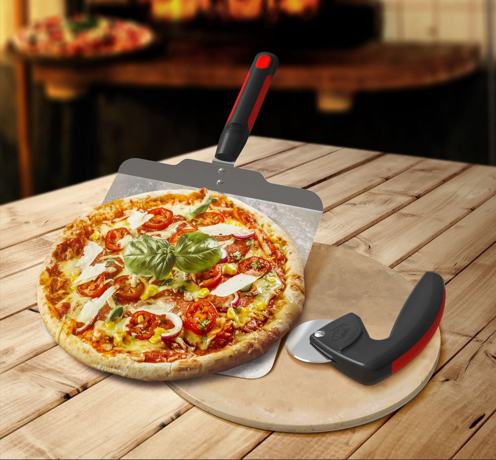 Expert Grill Stainless Steel Pizza Rocker Pizza Cutter with Blade Cover