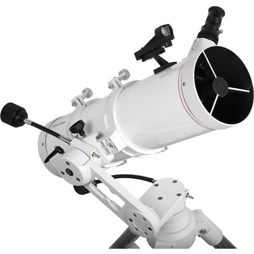 Explore Scientific FirstLight 130mm f/4.6 Newtonian Telescope with Accessories