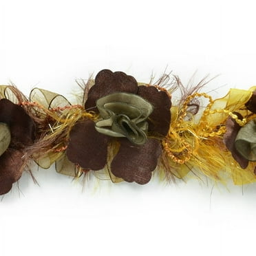 Expo Int'l 2 yards of Macey Stretch Flower Trim