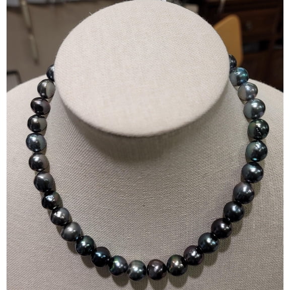 Exquisite Baroque Tahitian Peacock Color 18" Strand