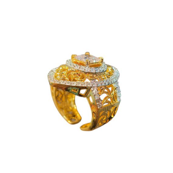 Exquisite Gold-Plated Finger Ring with Cubic Zirconia
