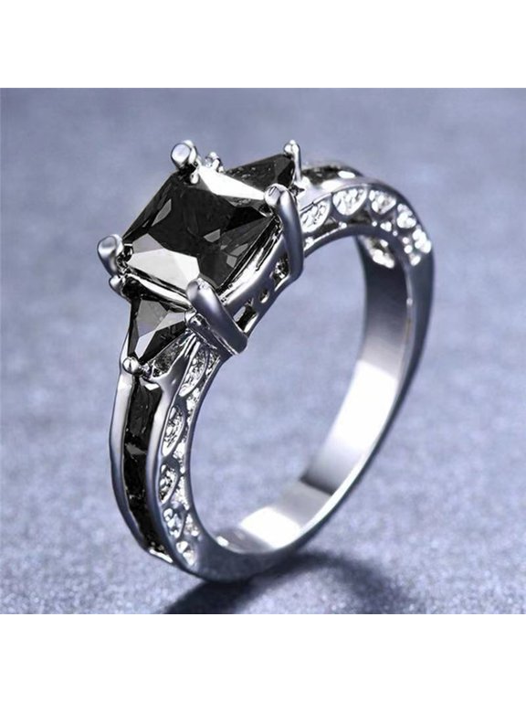 Exquisite Ring with Cubic Zirconia Inlaid Highly Polished Sparkling Statement Ring Women Finger Ring Jewelry Accessories