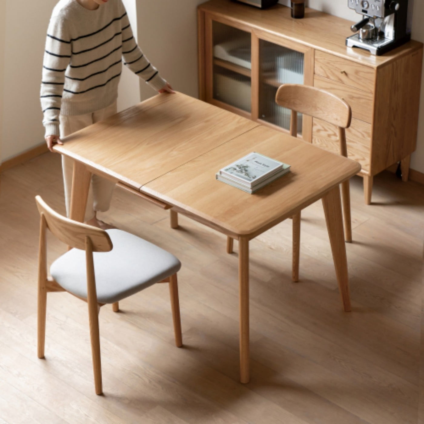 Extendable Solid Oak Dining Table, 47.2"-59.1" Modern Farmhouse Wood Kitchen Table with White Sintered Stone Top, Seats 6-8, Light Oak