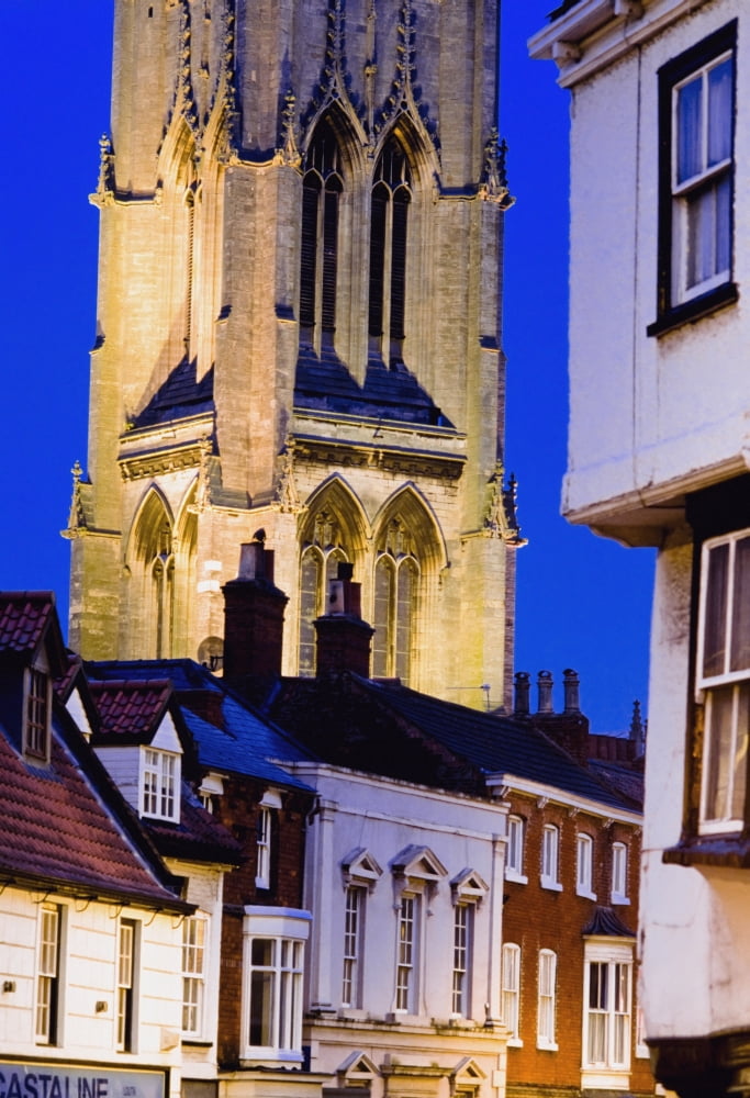 Exterior Of St James Church In Louth Canvas Art - Chris Parker Design Pics (12 x 18)