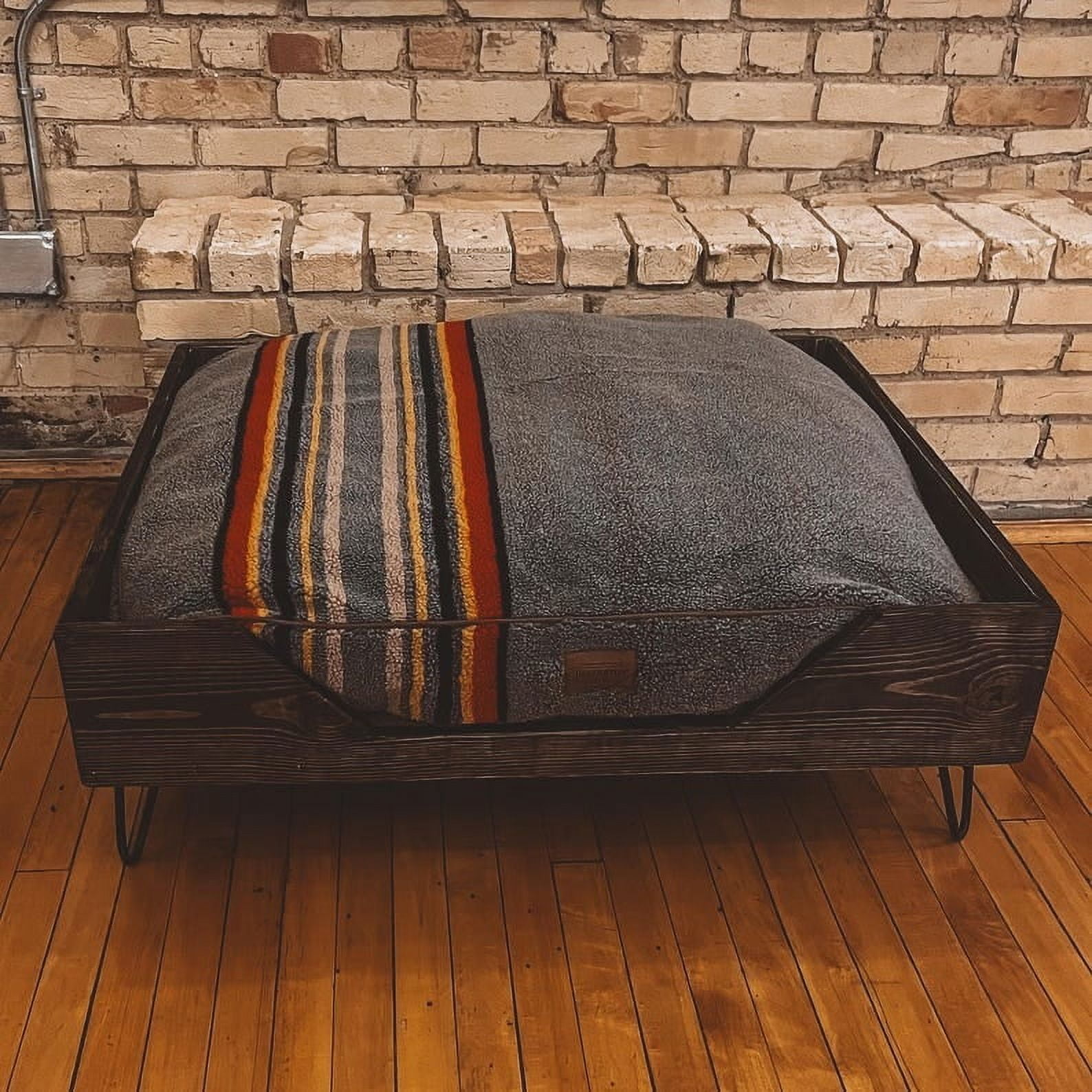 Extra Large Modern Raised Dog Bed – Stylish, Sturdy & Comfortable for Your Pet