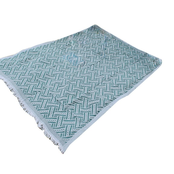 Extra Large Picnic Blanket for 4-8 Adults 70.86x70.86 Inch Water-Resistant Outdoor Mat for Beach Camping Grass Foldable Portable Soft Durable Includes 1 Blanket