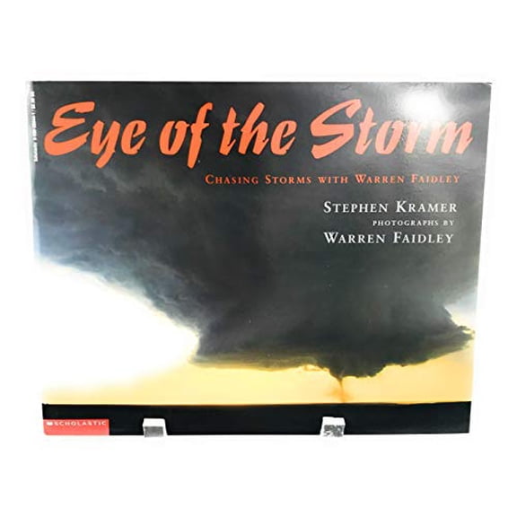 Pre-Owned Eye of the storm: Chasing storms with Warren Faidley (Paperback) 0590386441 9780590386449
