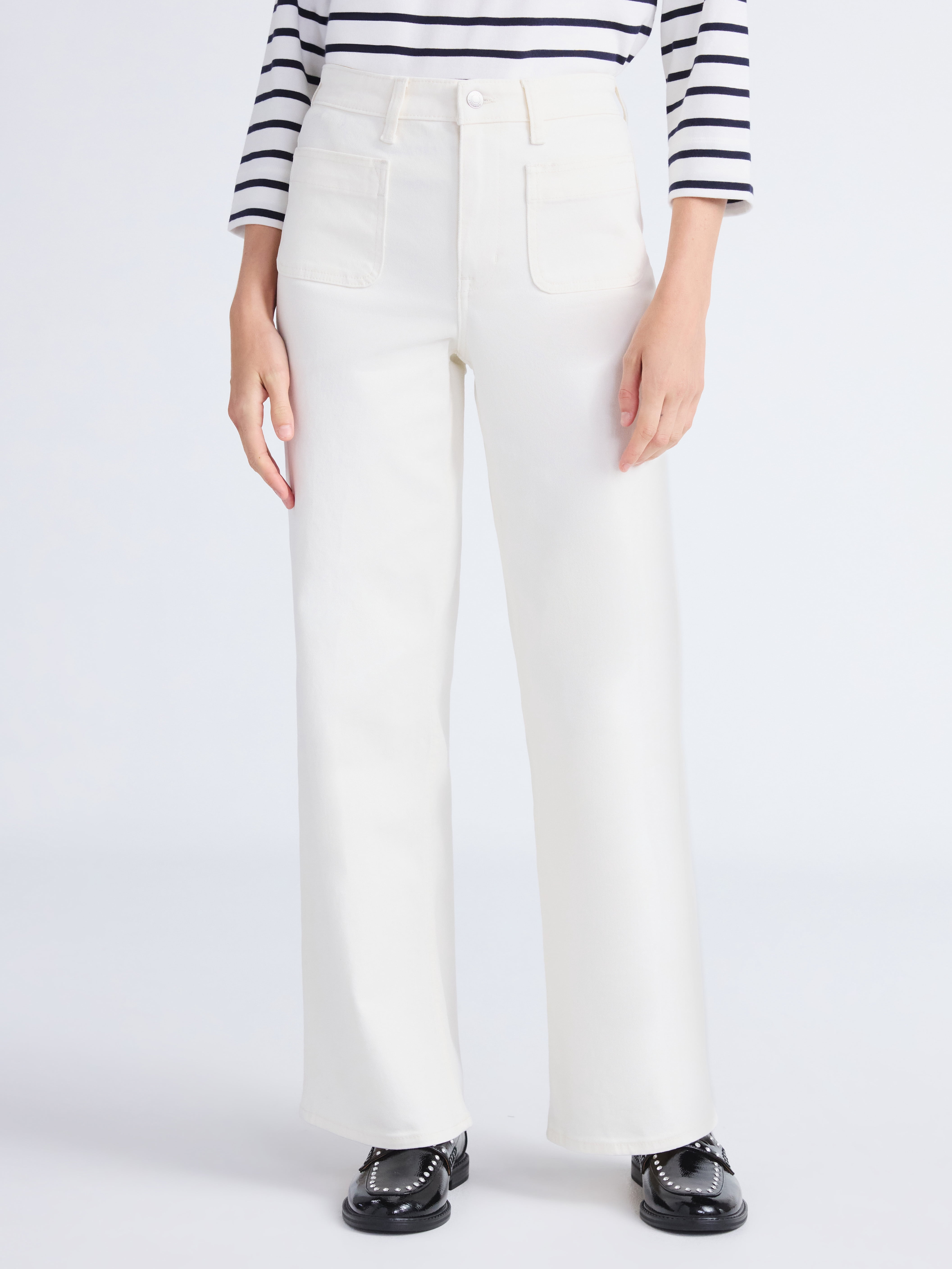 Free Assembly Women's and Women's Plus Wide Leg Jeans with Patch Pockets, 30", 32", and 34" Inseams, Sizes 0-26 Plus
