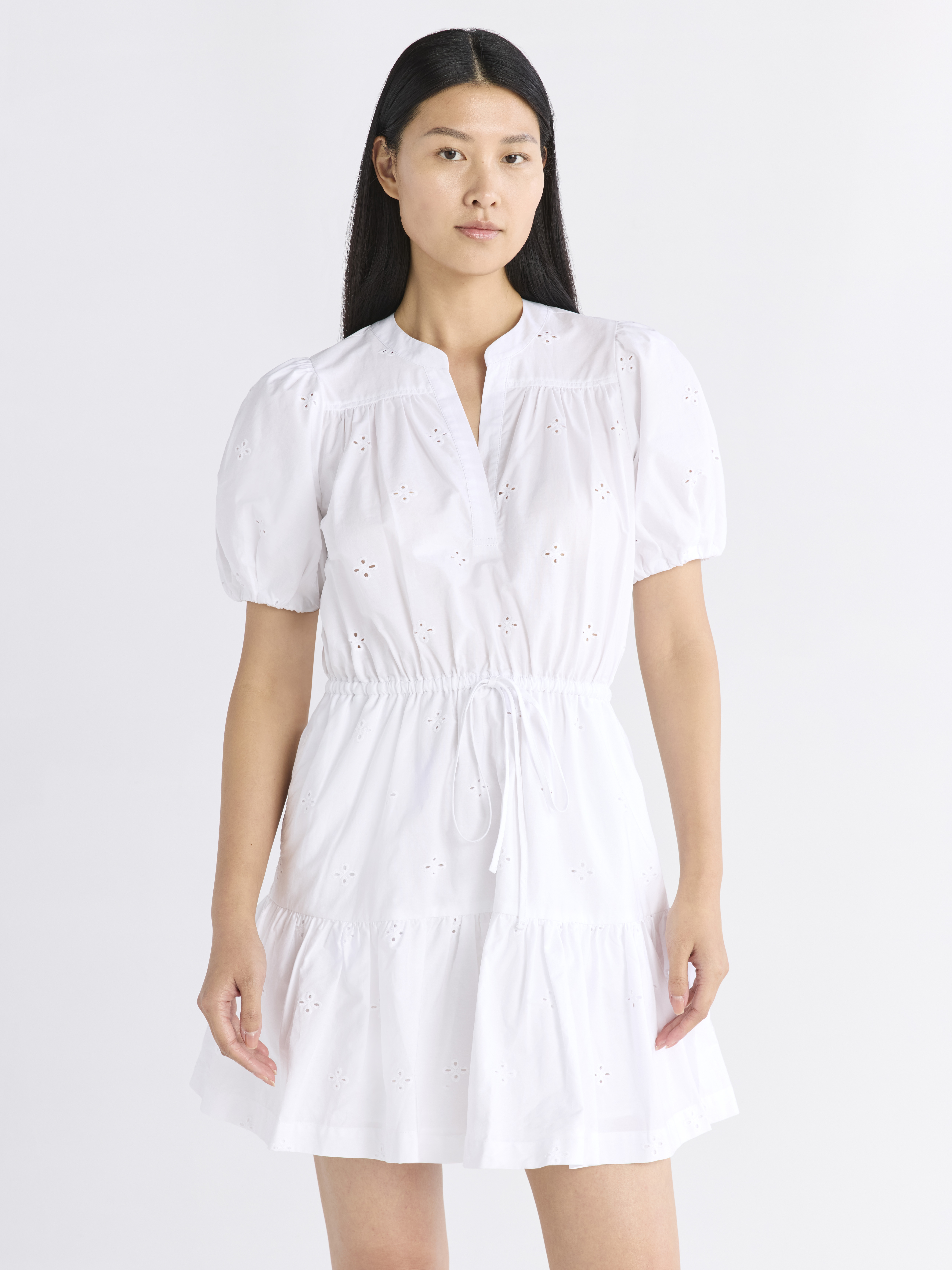 Free Assembly Women's and Women's Plus Cotton Eyelet Tiered Mini Dress with Puff Sleeves, Sizes XS-4X