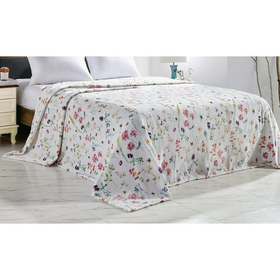 FAITH, HOPE, LOVE HOME DÉCOR Primavera in Bloom Oversized Luxe Plush Queen Size Blanket (90" x 90")