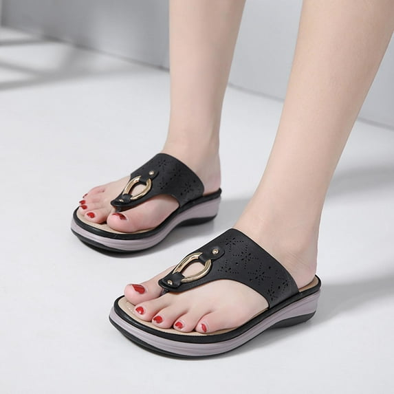 FAKKDUK Womens Comfortable Walking Flip Flops With Arch Support, Ladies Best Plantar Fasciitis Sandals For Flat Feet Pain Relief, Soft Outdoor Thong Sandals with PU Leather, 8.5&Black