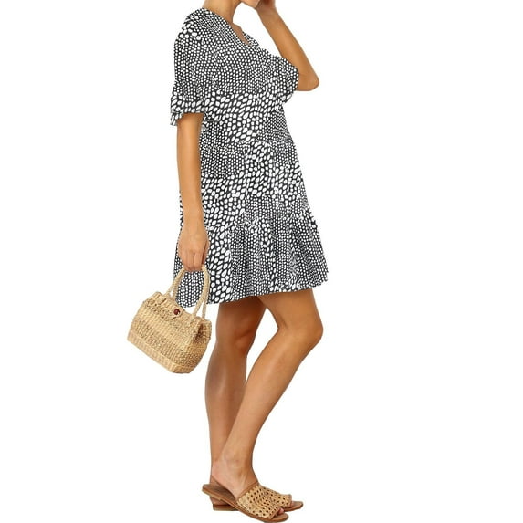 FANCYINN Women Summer Shift Dress with Pockets Bell Sleeve Ruffle Hem V Neck Loose Swing Tunic Mini Dress White & Black Floral M