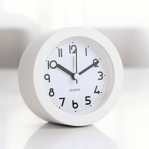 FANGQIULI Alarm Clock with Backlight, 4 Inches Cute Analog Round Digital Quartz Clock, Non Ticking, Battery Operated ,Frosted Texture, Simply Design for Living Room, Bedroom ,Bedside, Desk Decorative