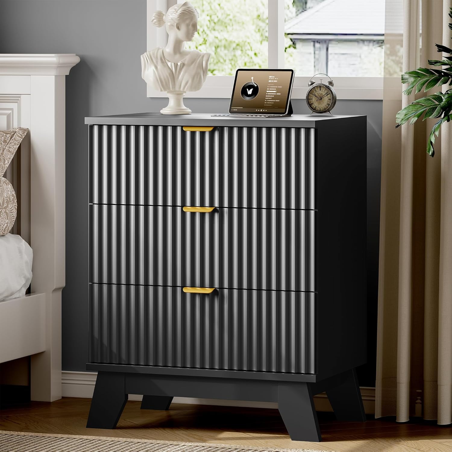 FANRAL Fluted Nightstand with Charging Station,Modern Bedside Table with Drawers,Wood End Table Small Dresser for Bedroom Living Room,Black Night Stand