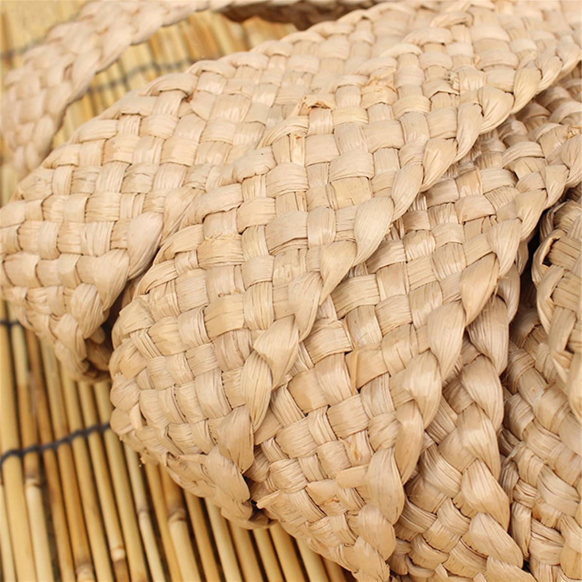 FC65.6 Feet 7 Strand Basket Basketry Natural Materials Corn Husk Braid