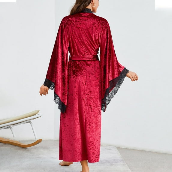 FDGIU Women's Velvet Robe with Lace Patchwork, Soft Long Bathrobe, Cozy Length Sleepwear Nightgown