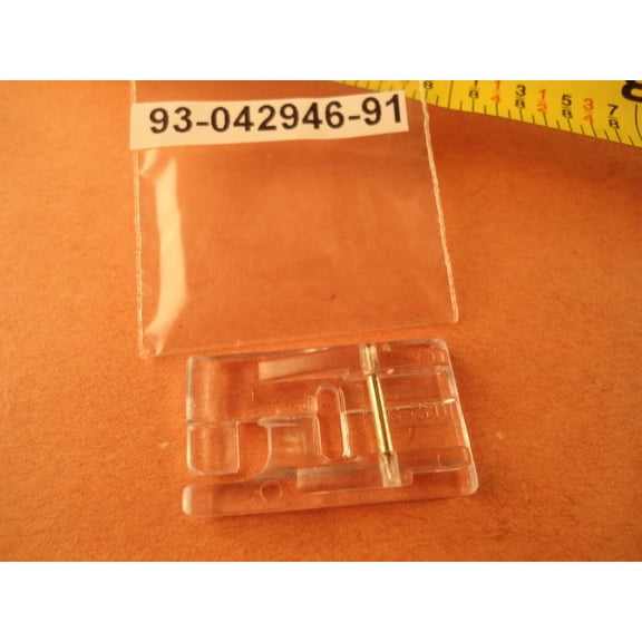 FELLING FOOT 4.5MM SNAP-ON (820218-096) for Pfaff Sewing Machine 1006 - 7570