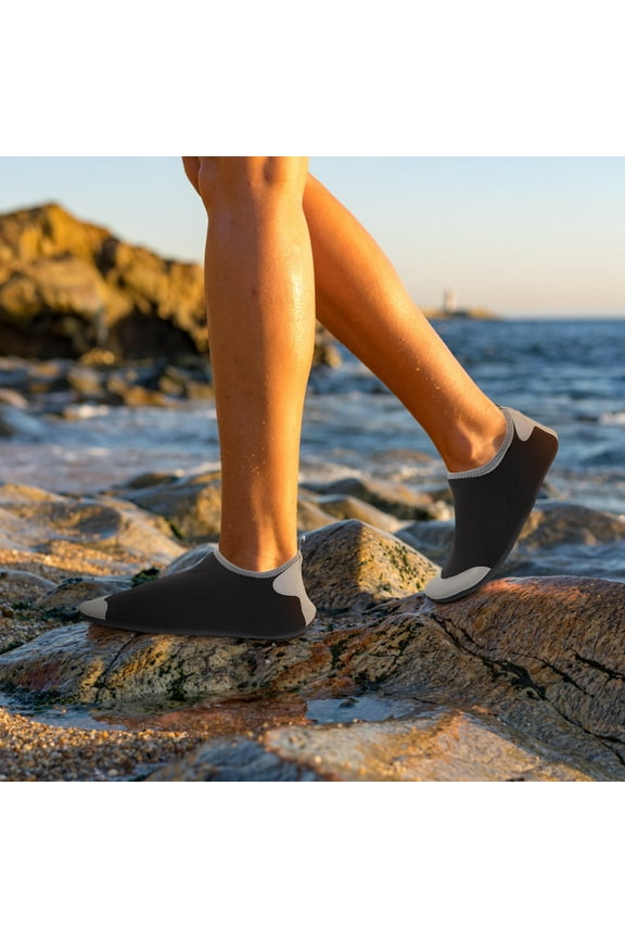 1 Pair TPR Water Shoes for Men and Women Quick Drying Anti Skidding Comfortable for Beach Swimming Diving